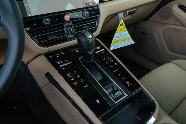 Photo of 2025 Porsche Macan