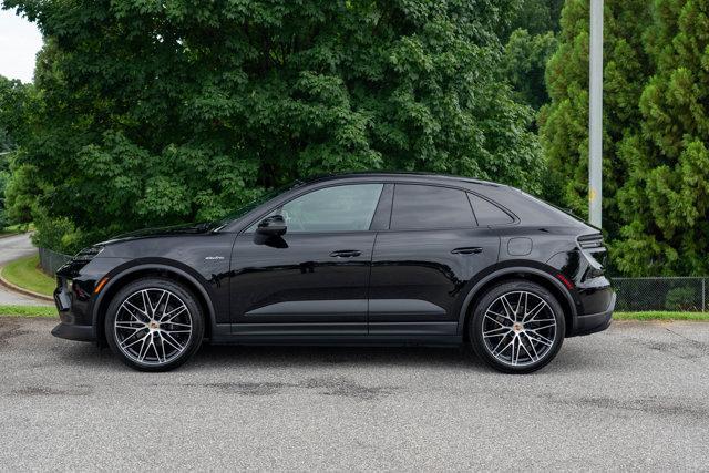 Photo of 2025 Porsche Macan