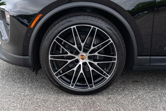 Photo of 2025 Porsche Macan
