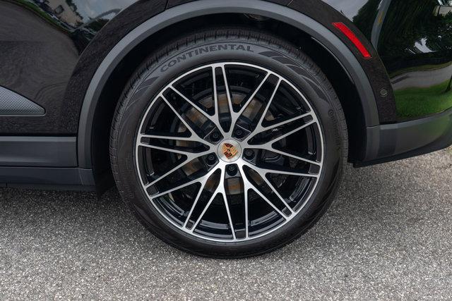 Photo of 2025 Porsche Macan