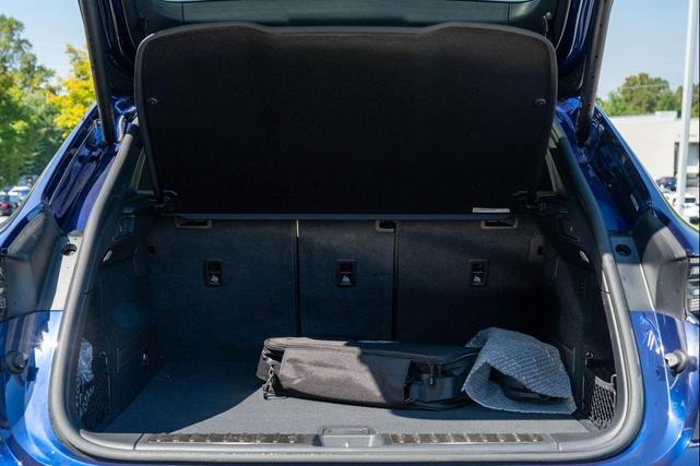 Photo of 2025 Blue Porsche Macan