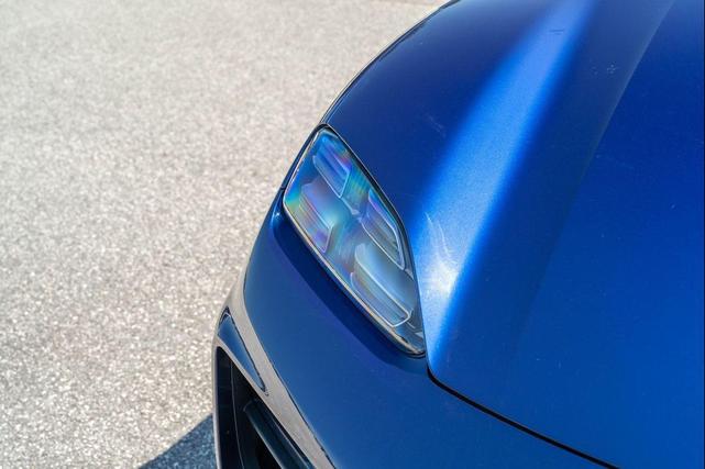 Photo of 2025 Blue Porsche Macan