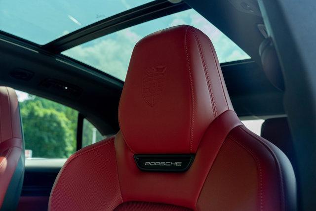 Photo of 2025 Porsche Macan
