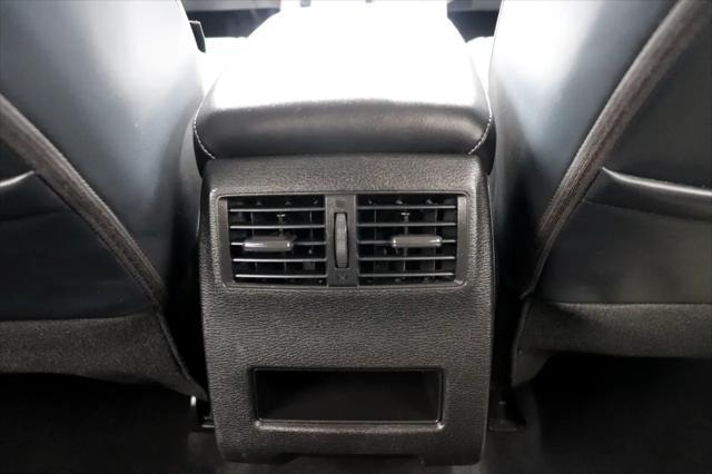 Photo of 2024 Alloy Silver Metallic Mitsubishi Outlander
