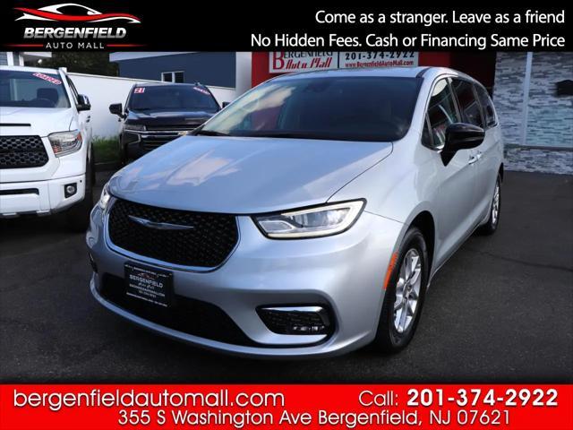 2024 Chrysler Pacifica