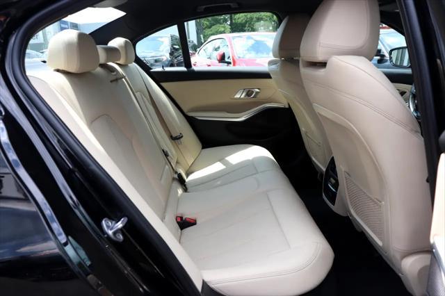 Photo of 2022 Black BMW 330