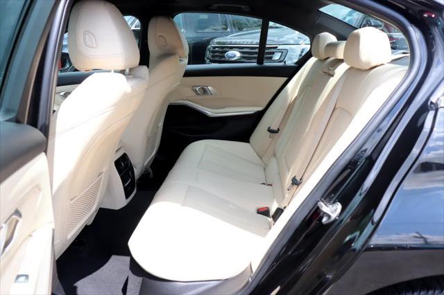 Photo of 2022 Black BMW 330