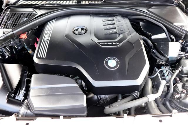 Photo of 2022 Black BMW 330