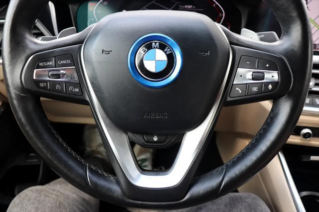 Photo of 2022 Black BMW 330