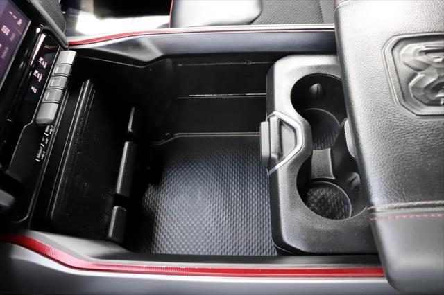 Photo of 2025 Gray RAM 1500