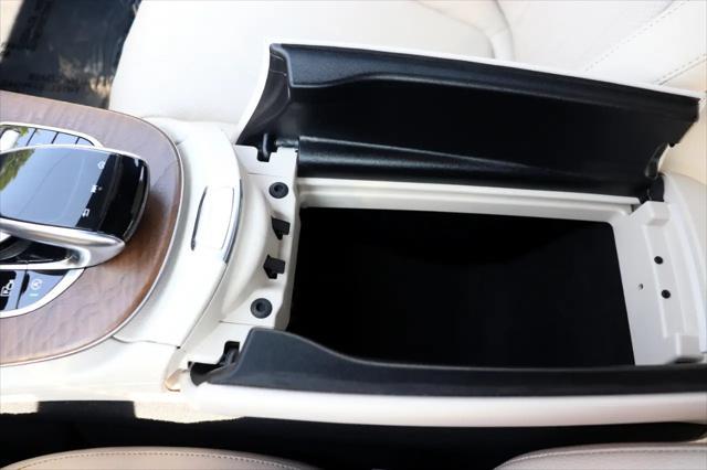 Photo of 2020 Black Mercedes-Benz E-Class