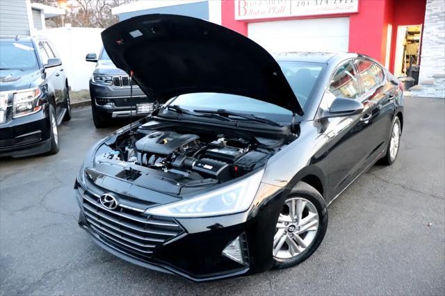 Photo of 2019 Phantom Black Hyundai ELANTRA