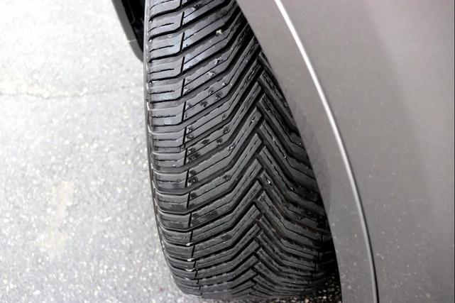 Photo of 2019 Gray Maserati Levante