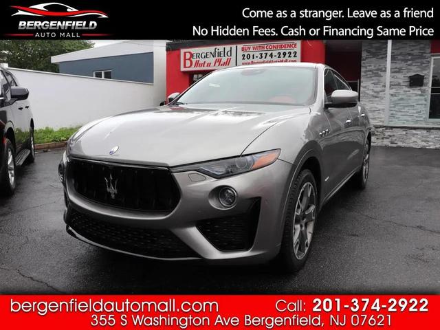 Photo of 2019 Gray Maserati Levante