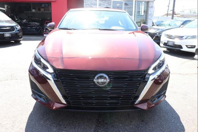 Photo of 2023 Burgundy Nissan Altima