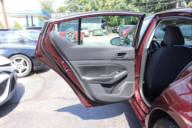 Photo of 2023 Burgundy Nissan Altima