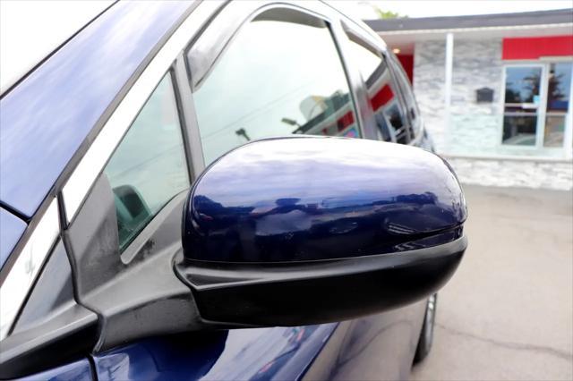 Photo of 2017 Blue Honda Pilot