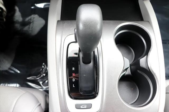 Photo of 2017 Blue Honda Pilot