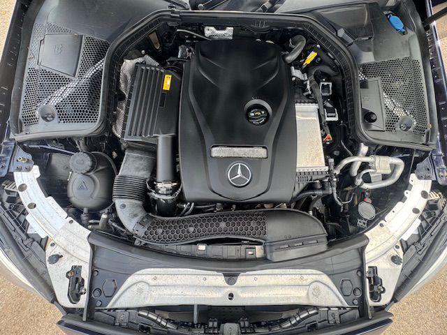 Photo of 2017 BLUE Mercedes-Benz C-Class