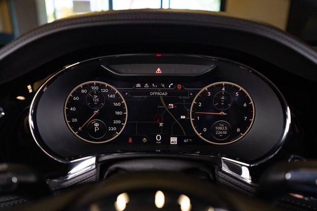 Photo of 2021 black Bentley Flying Spur