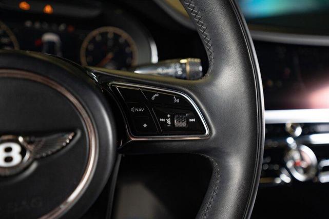 Photo of 2021 black Bentley Flying Spur