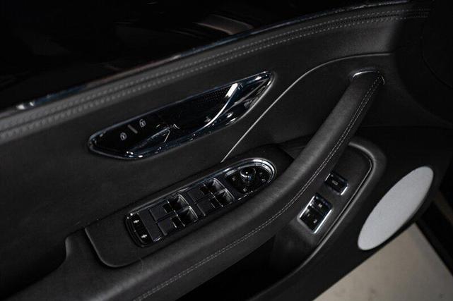Photo of 2021 black Bentley Flying Spur