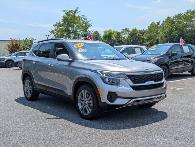 Photo of 2021 Steel Gray Kia Seltos