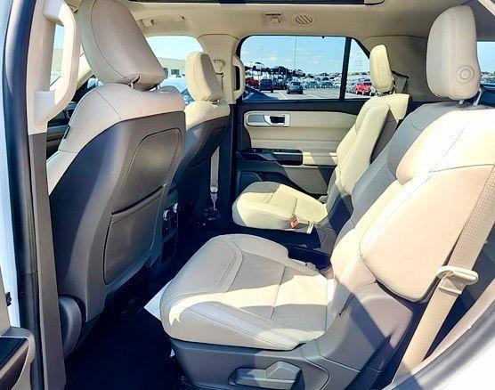 Photo of 2020 Star White Metallic Tri-Coat Ford Explorer