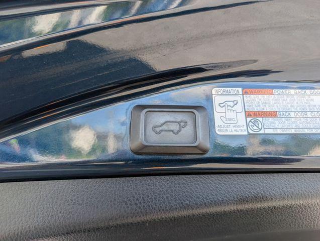 Photo of 2017 Electric Storm Blue Toyota RAV4 Hybrid
