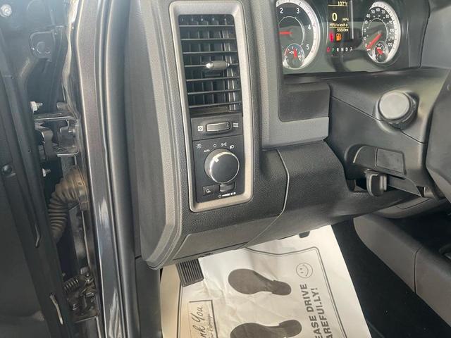 Photo of 2018 Granite Crystal Clearcoat Metallic RAM 2500