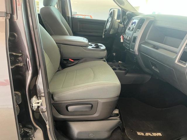 Photo of 2018 Granite Crystal Clearcoat Metallic RAM 2500
