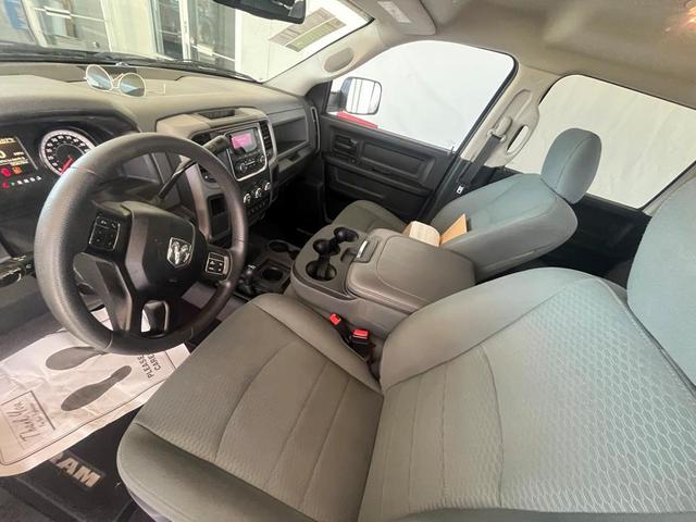 Photo of 2018 Granite Crystal Clearcoat Metallic RAM 2500