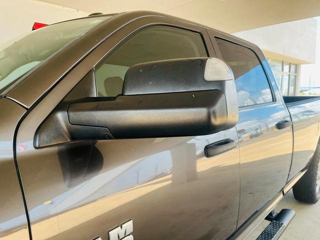 Photo of 2018 Granite Crystal Clearcoat Metallic RAM 2500