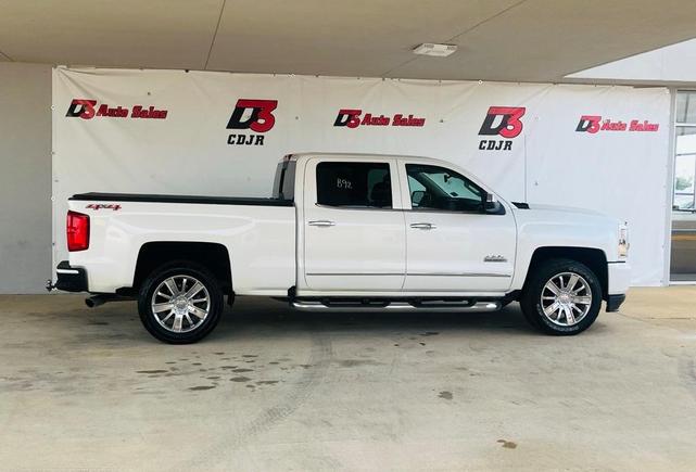 Photo of 2017 Iridescent Pearl Tricoat Chevrolet Silverado 1500