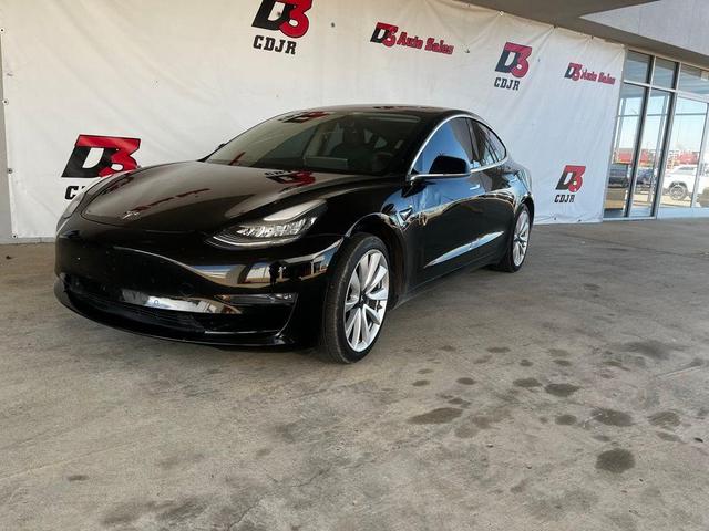 Photo of 2019 Black Tesla Model 3