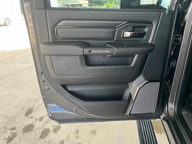 Photo of 2025 Granite Crystal Clearcoat Metallic RAM 2500
