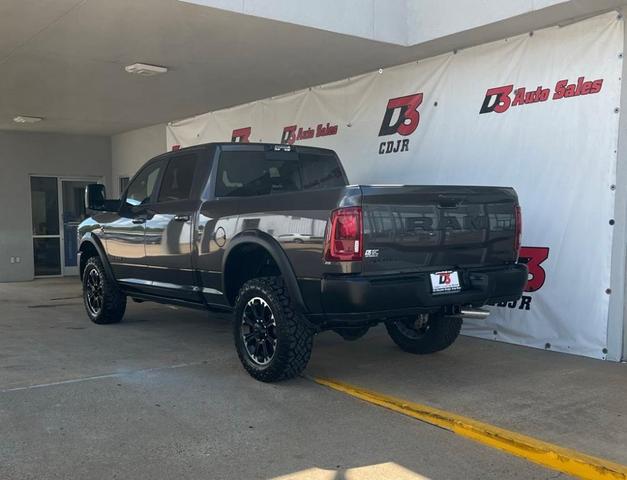 Photo of 2025 Granite Crystal Clearcoat Metallic RAM 2500