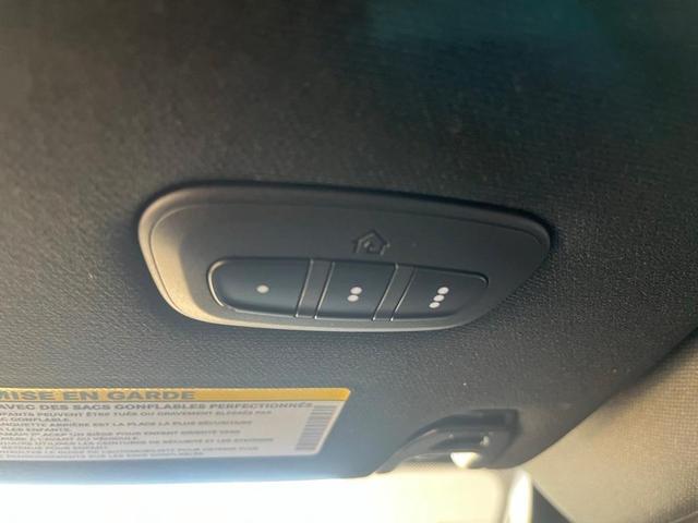 Photo of 2025 Granite Crystal Clearcoat Metallic RAM 2500