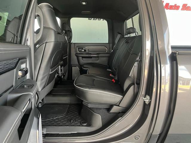 Photo of 2025 Granite Crystal Clearcoat Metallic RAM 2500