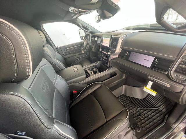Photo of 2025 Granite Crystal Clearcoat Metallic RAM 2500