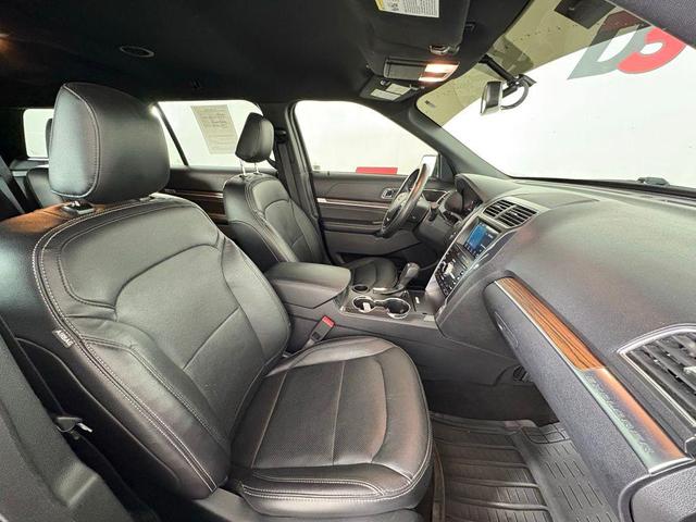 Photo of 2019 Magnetic Ford Explorer