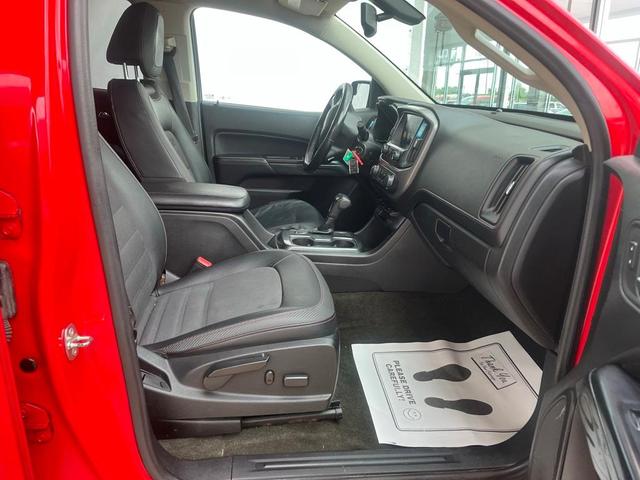 Photo of 2016 Cardinal Red GMC Canyon