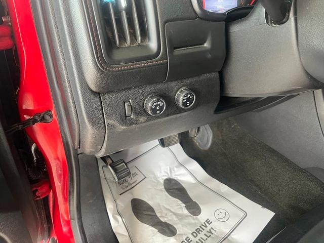 Photo of 2016 Cardinal Red GMC Canyon