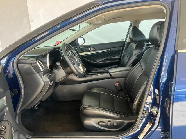 Photo of 2023 Deep Blue Pearl Nissan Maxima