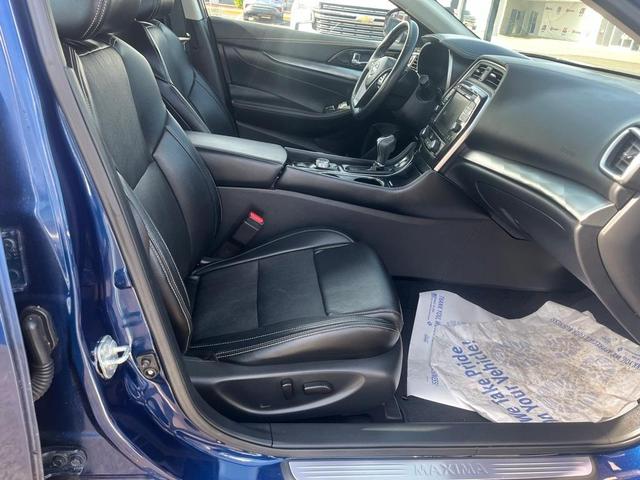 Photo of 2023 Deep Blue Pearl Nissan Maxima