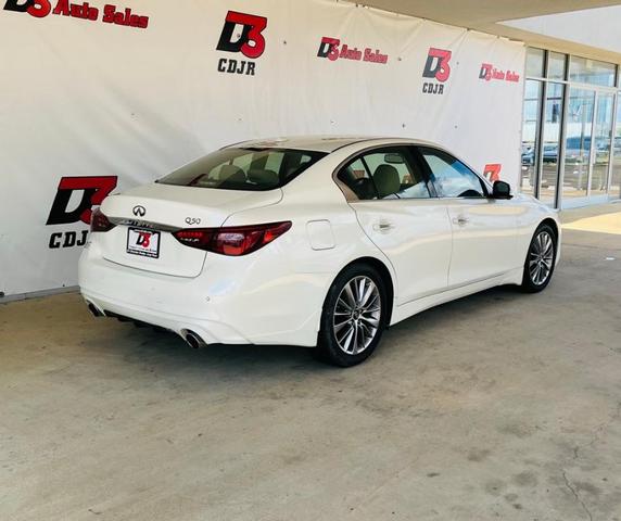 Photo of 2022 Majestic White INFINITI Q50