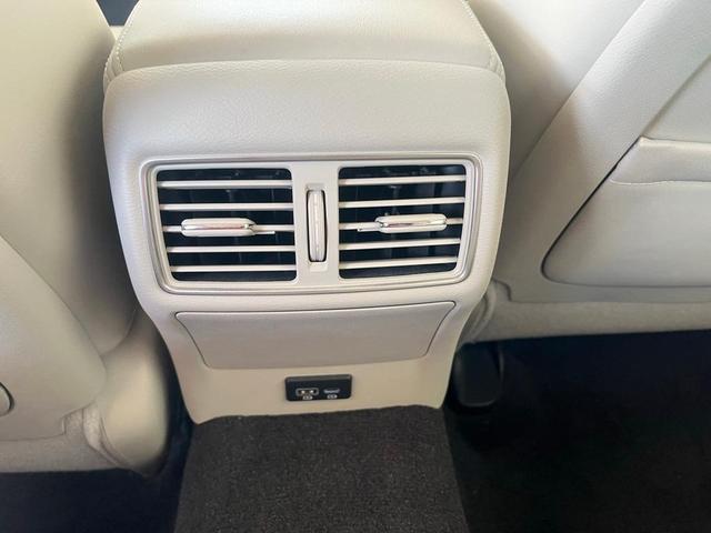 Photo of 2022 Majestic White INFINITI Q50