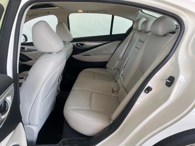 Photo of 2022 Majestic White INFINITI Q50