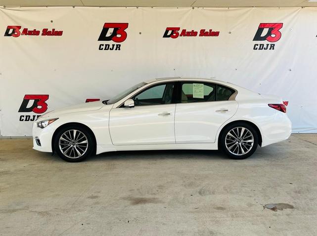 Photo of 2022 Majestic White INFINITI Q50