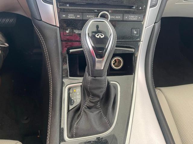 Photo of 2022 Majestic White INFINITI Q50